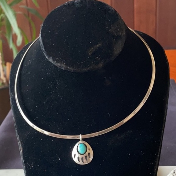 Vintage Native American Navajo Bear Paw Turquoise Pendant - Picture 11 of 11